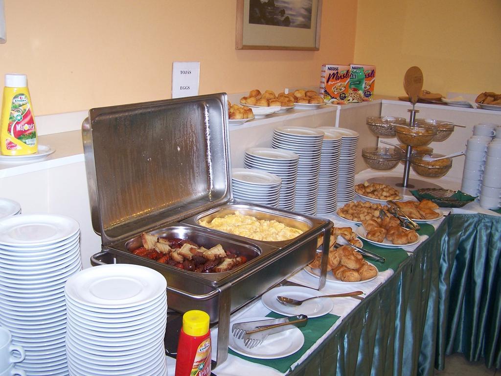 Hotel Bara Junior Budapest Restoran gambar