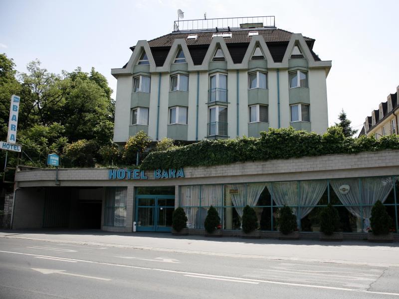 Hotel Bara Junior Budapest Luaran gambar
